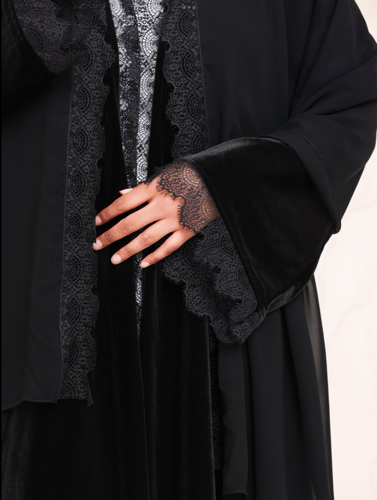 Noir Velvet Lace